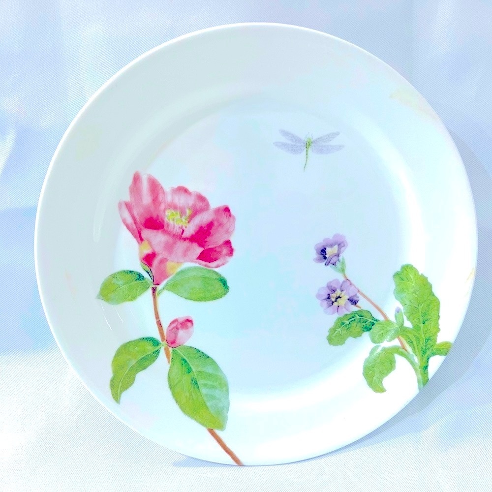Set of 12 Corelle LADY BUD by Corning set Dinnerware. Made in USA.